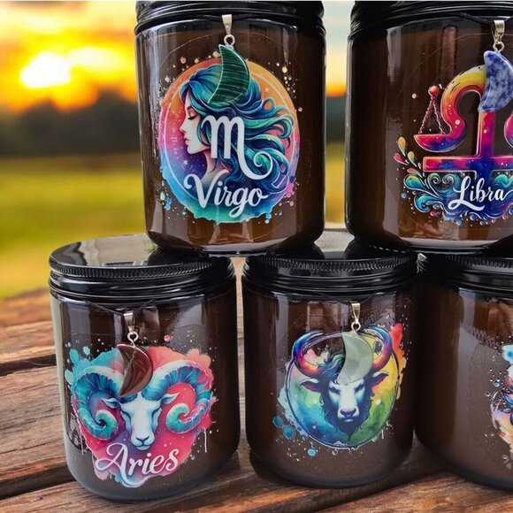 Zodiac Crystal Candle ✦ Soy Wax ✦ Hidden Crystal & Moon Necklace ✦ Wooden Wick - Picture 4 of 16